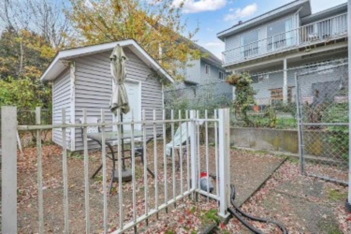 7381 Grand Street, Mission, British Columbia  V2V 3S3 - Photo 17 - R3066006