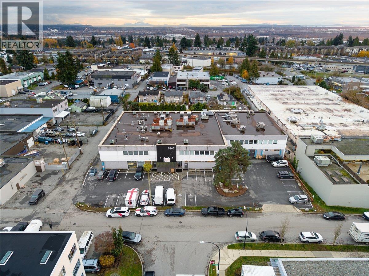 102 7060 Waltham Avenue, Burnaby, British Columbia V5J 4V5 - Photo 1 - C8073828