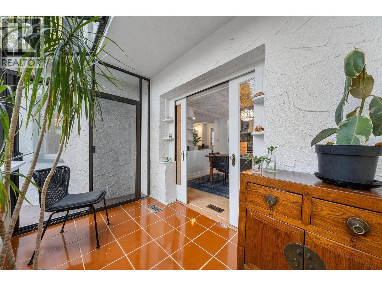 2052 Capilano Road, North Vancouver, British Columbia  V7P 3B8 - Photo 10 - R3069245