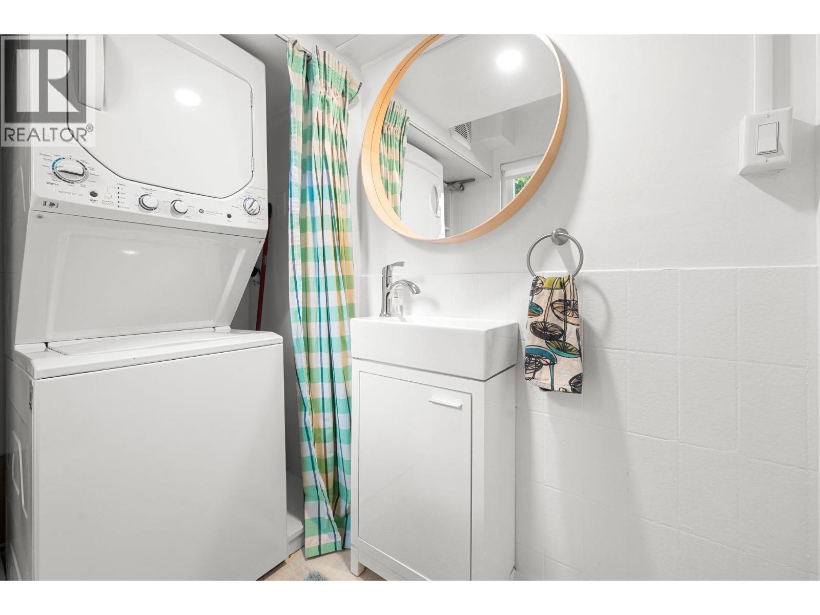 2052 Capilano Road, North Vancouver, British Columbia  V7P 3B8 - Photo 26 - R3069245