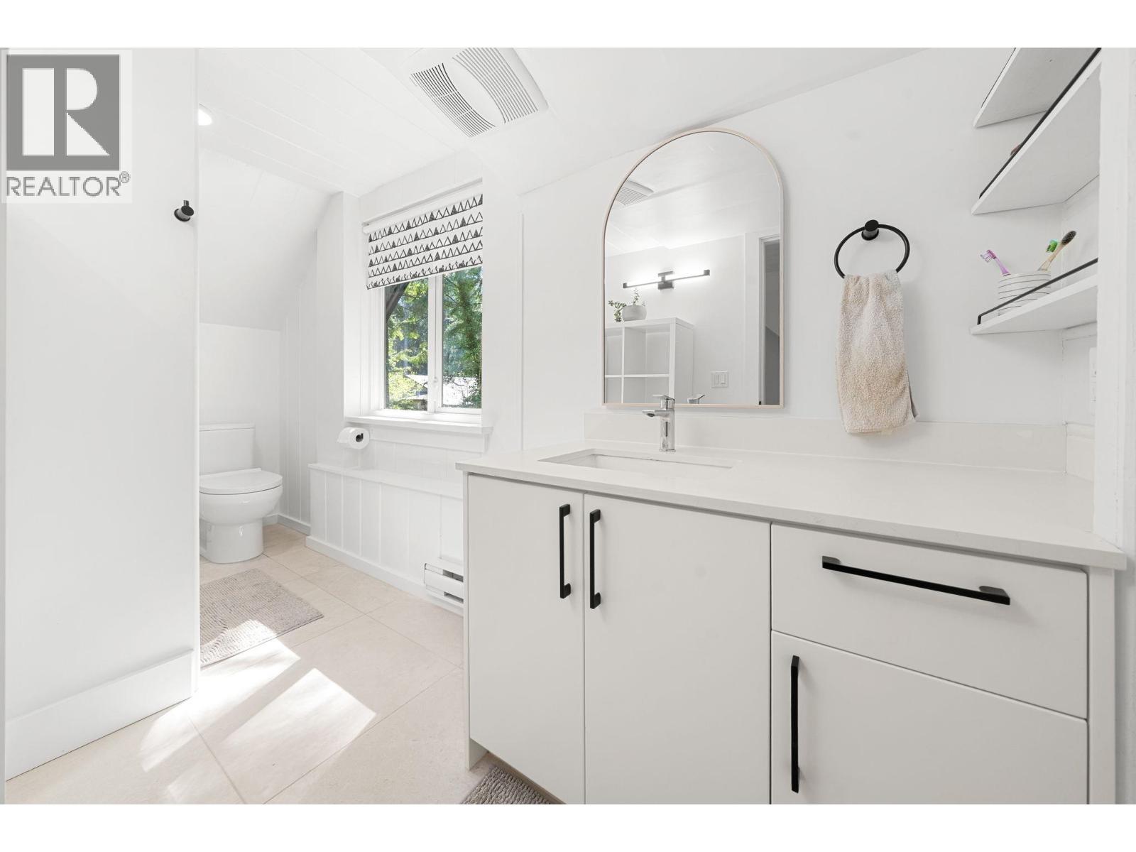 2052 Capilano Road, North Vancouver, British Columbia  V7P 3B8 - Photo 27 - R3069245