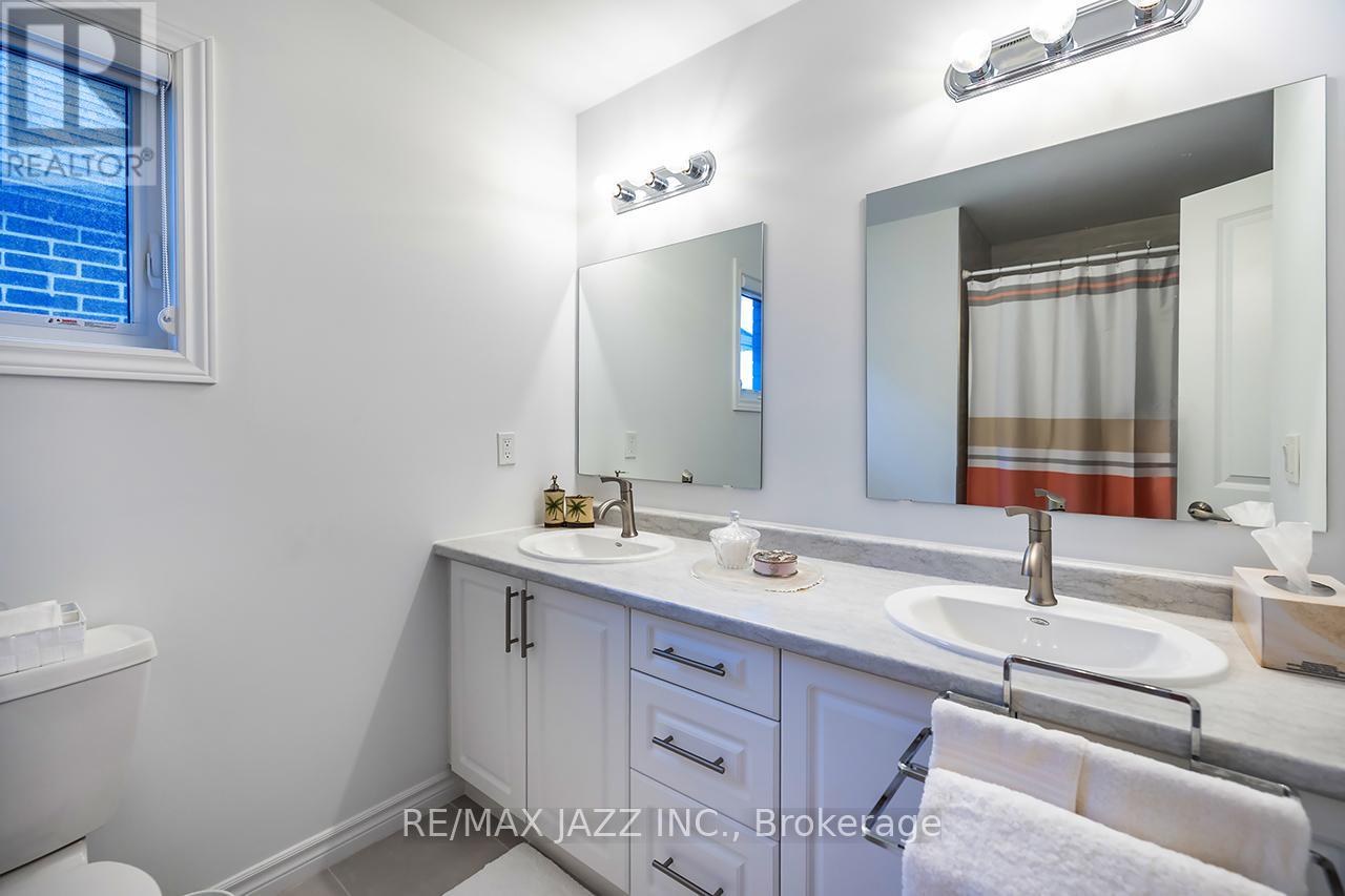 10 Thomas Bird Street, Clarington, Ontario  L1C 7C9 - Photo 33 - E12515780