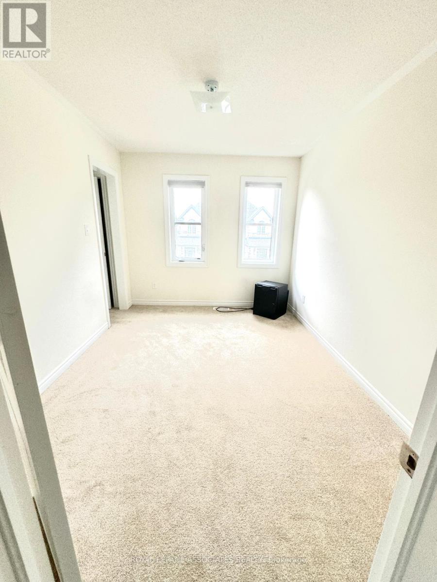 1108 Skyridge Boulevard, Pickering, Ontario  L1X 0M8 - Photo 18 - E12419530