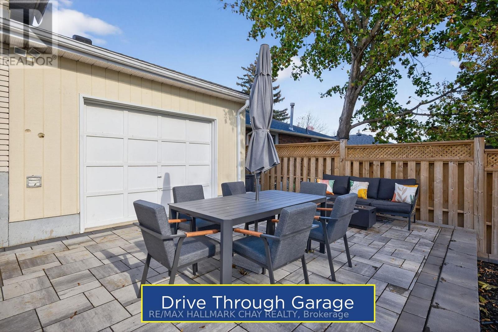 104 Kulpin Avenue, Bradford West Gwillimbury, Ontario  L3Z 1T7 - Photo 3 - N12514736