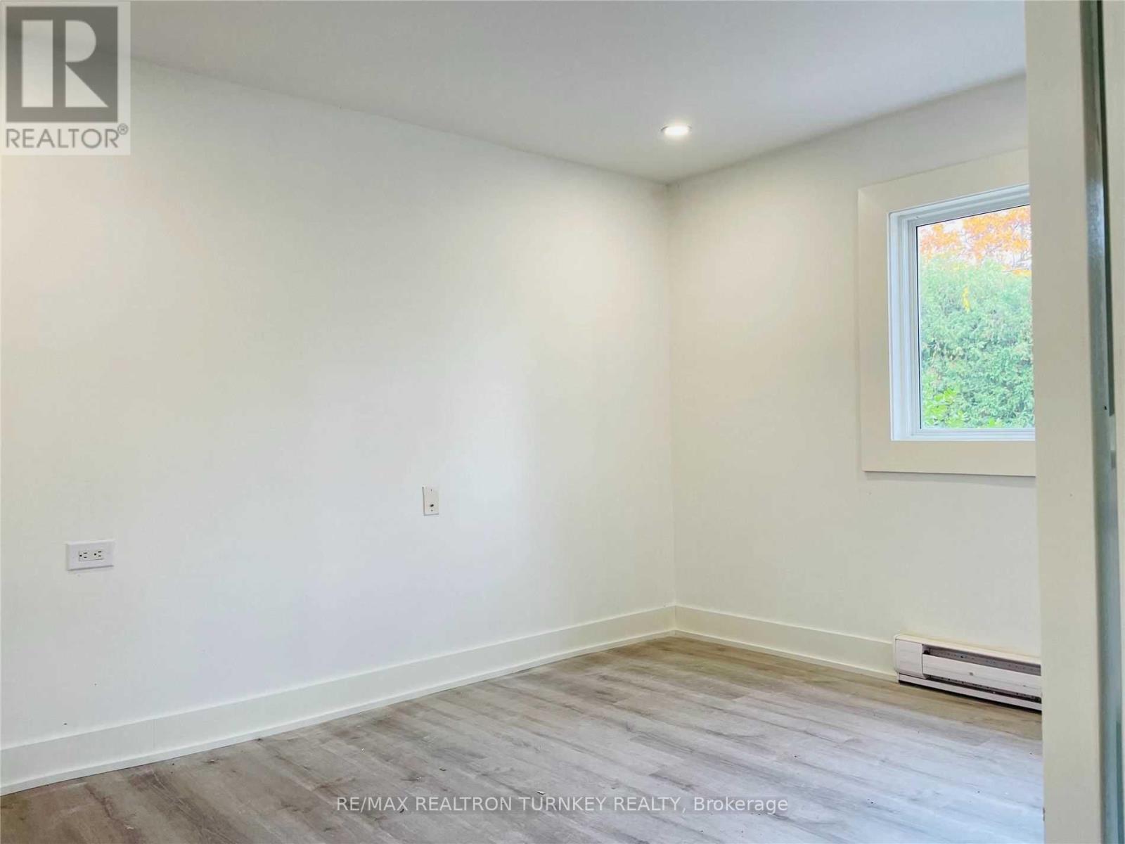 18 River Drive, East Gwillimbury, Ontario  L9N 1A6 - Photo 15 - N12566364