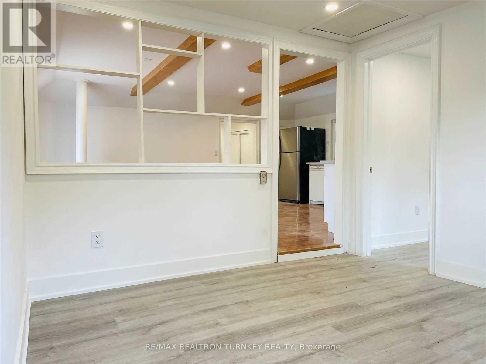 18 River Drive, East Gwillimbury, Ontario  L9N 1A6 - Photo 10 - N12566364