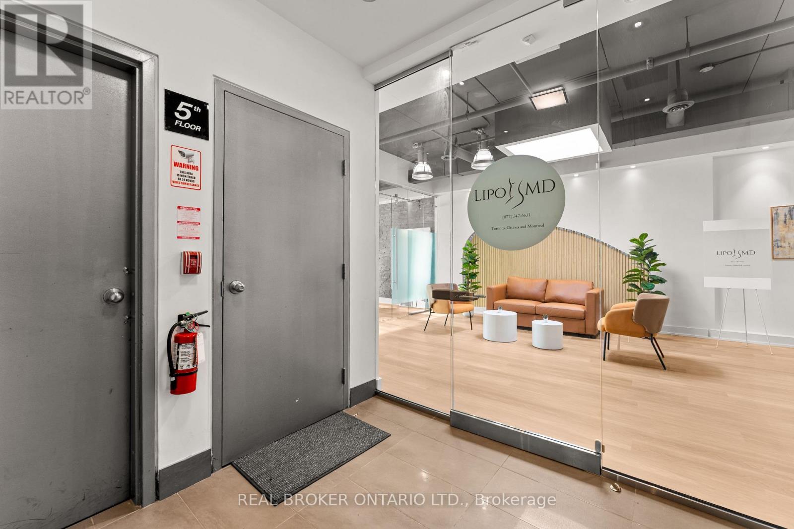 501 - 21 Camden Street, Toronto, Ontario  M5V 1V2 - Photo 27 - C12566778