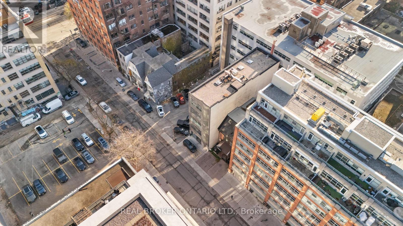 501 - 21 Camden Street, Toronto, Ontario  M5V 1V2 - Photo 4 - C12566778