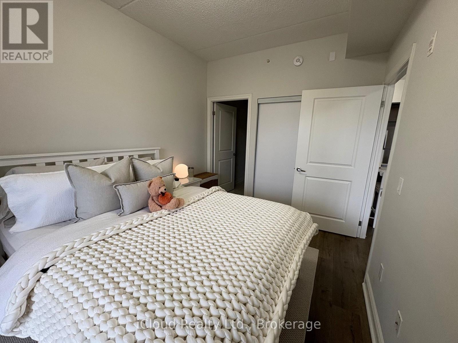 218 - 640 Sauve Street, Milton, Ontario  L9T 9A7 - Photo 11 - W12529026