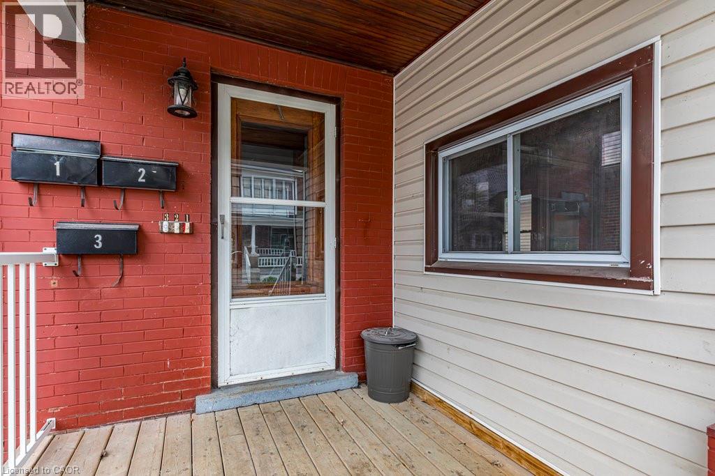 23 Avenue Place, Welland, Ontario  L3B 4B2 - Photo 2 - 40774749