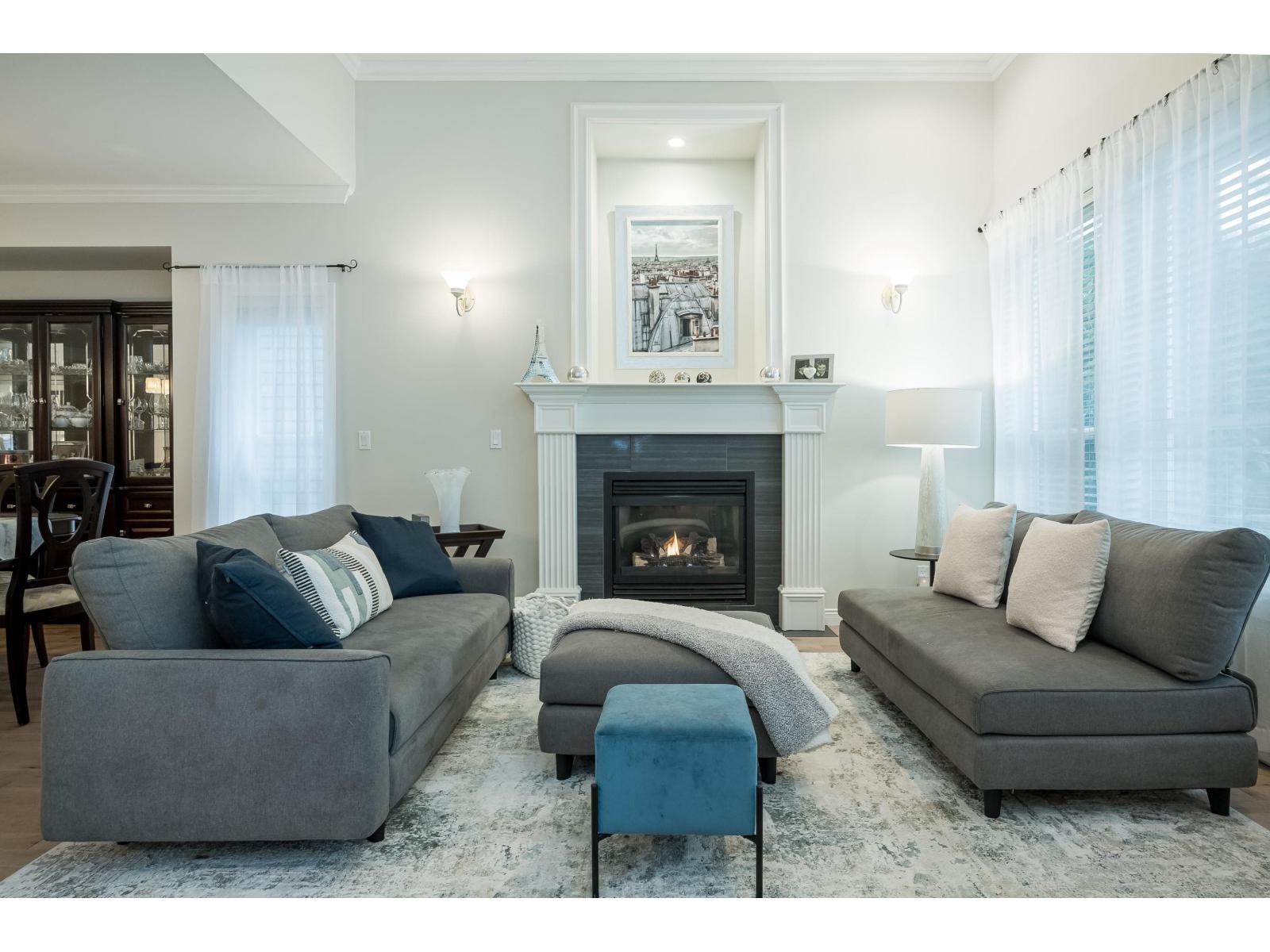 2966 147a Street, Surrey, British Columbia  V4P 3E6 - Photo 5 - R3069248