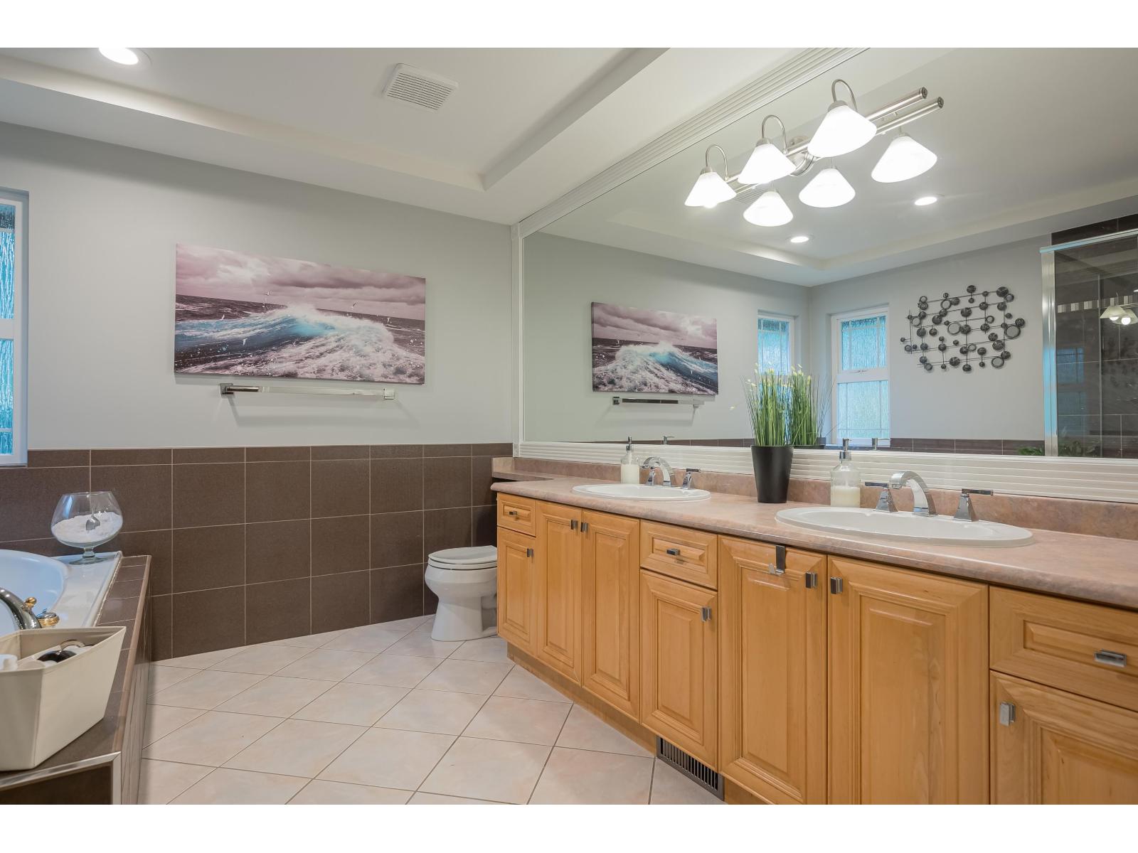 2966 147a Street, Surrey, British Columbia  V4P 3E6 - Photo 18 - R3069248