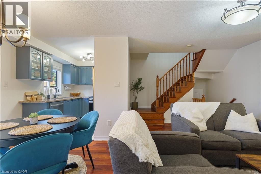 14 Fox Run, Waterdown, Ontario  L0R 2H8 - Photo 9 - 40775463