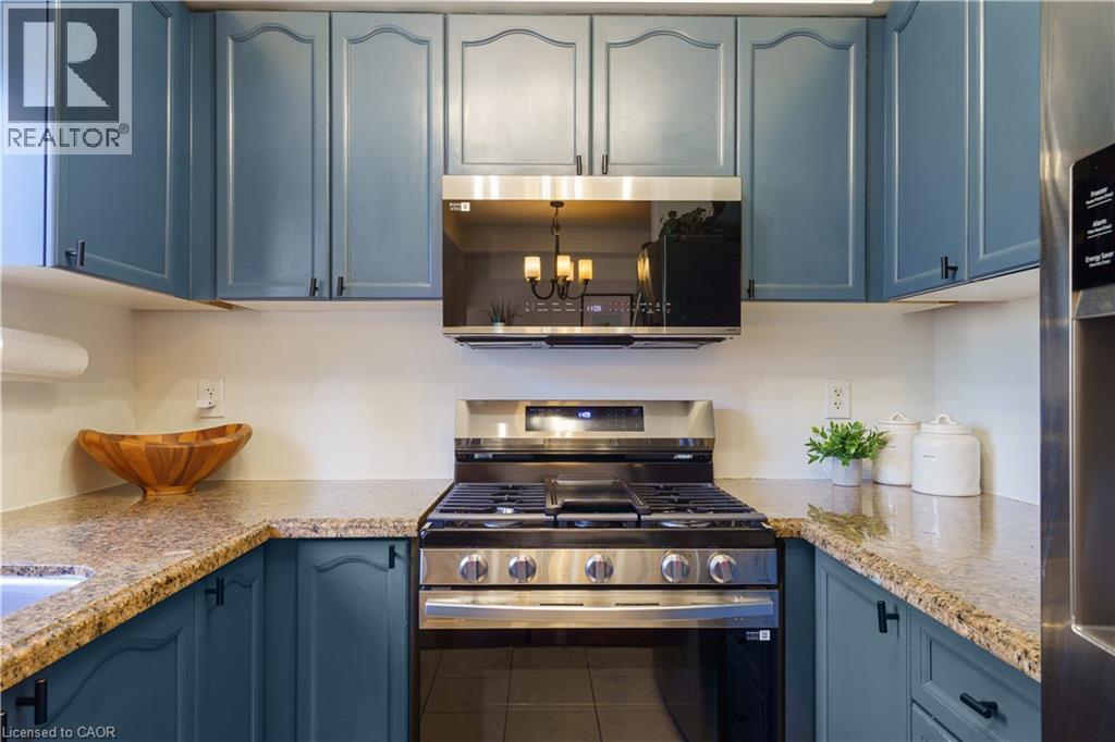 14 Fox Run, Waterdown, Ontario  L0R 2H8 - Photo 19 - 40775463