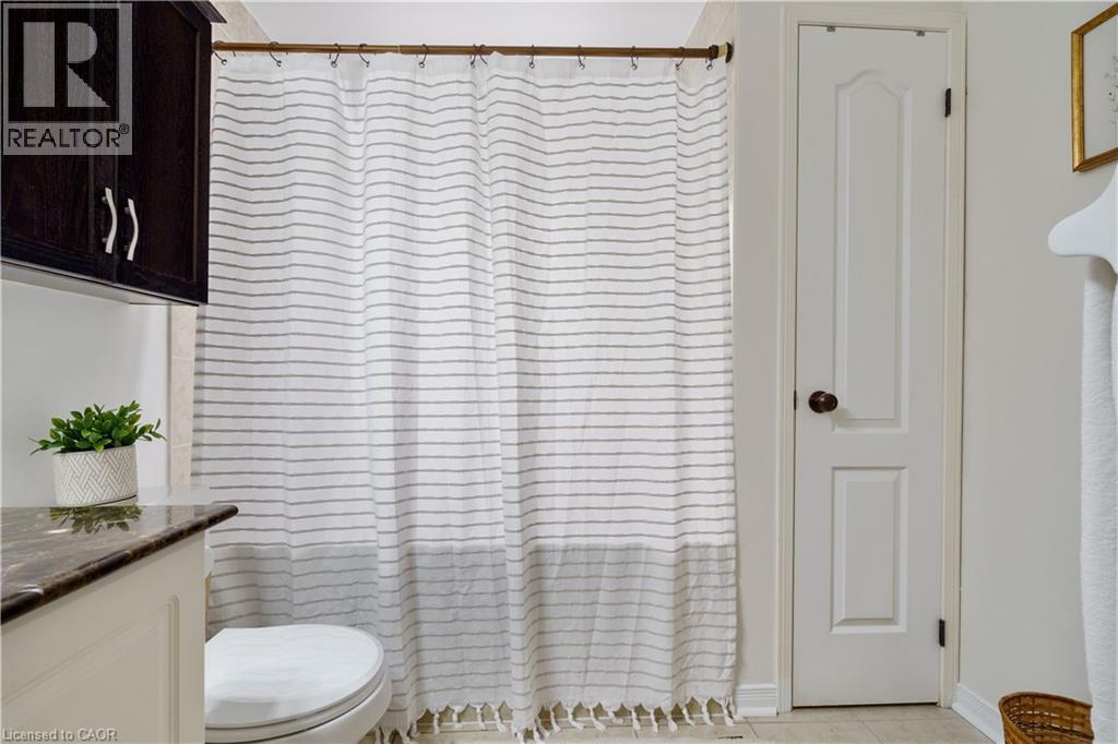 14 Fox Run, Waterdown, Ontario  L0R 2H8 - Photo 30 - 40775463