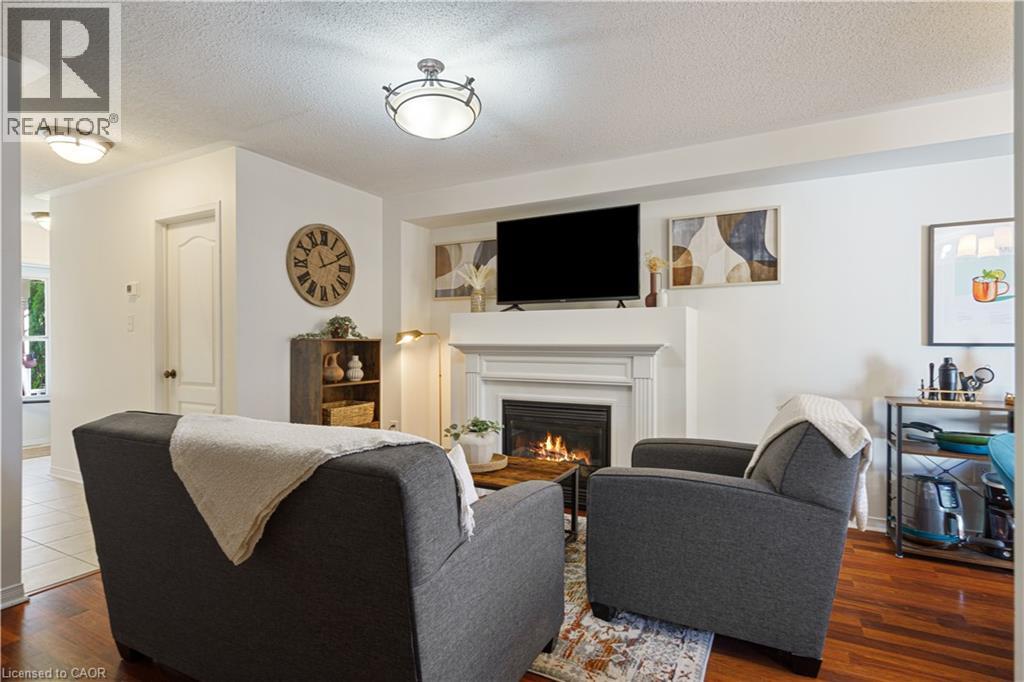 14 Fox Run, Waterdown, Ontario  L0R 2H8 - Photo 6 - 40775463