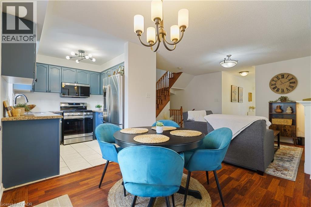 14 Fox Run, Waterdown, Ontario  L0R 2H8 - Photo 15 - 40775463