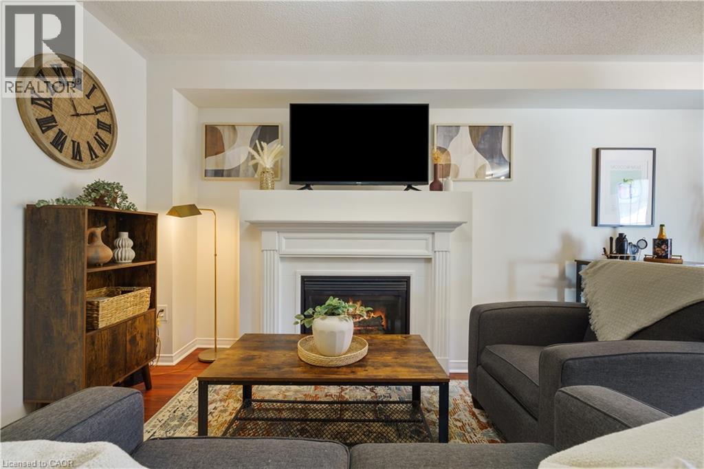 14 Fox Run, Waterdown, Ontario  L0R 2H8 - Photo 11 - 40775463