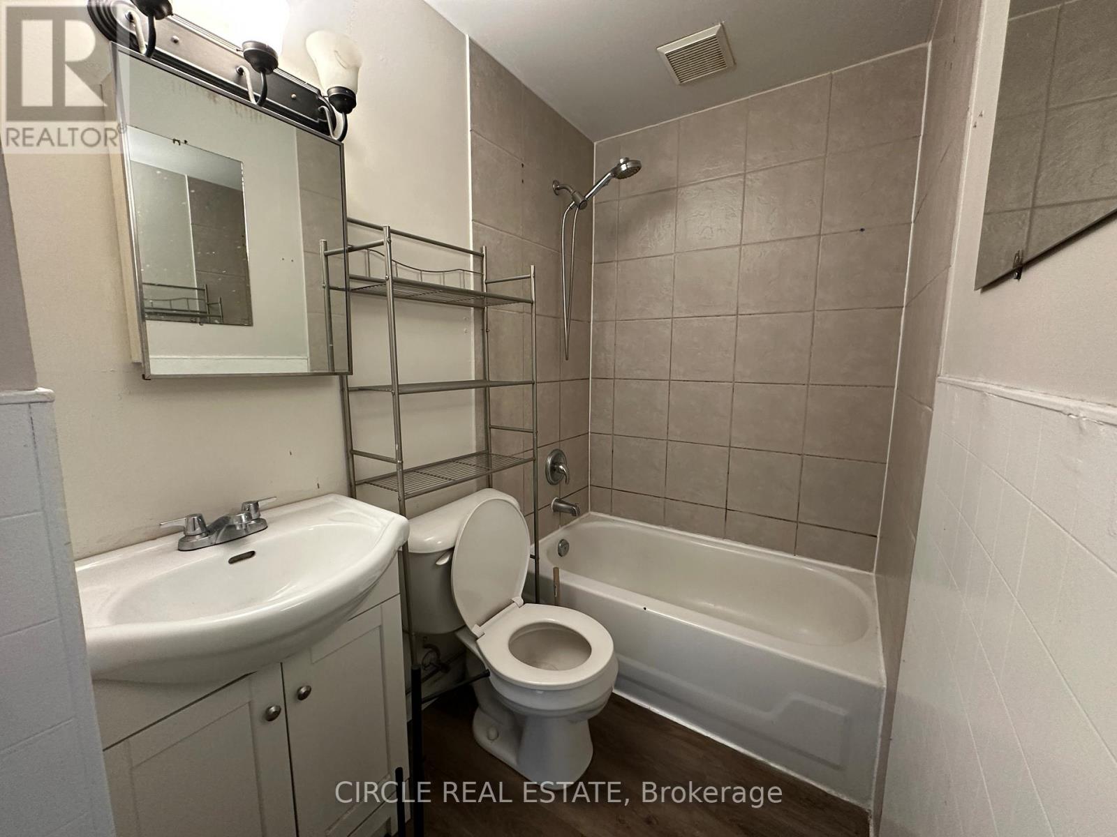 202-204 Mckay Avenue, Windsor, Ontario  N9B 1Z4 - Photo 17 - X12564062