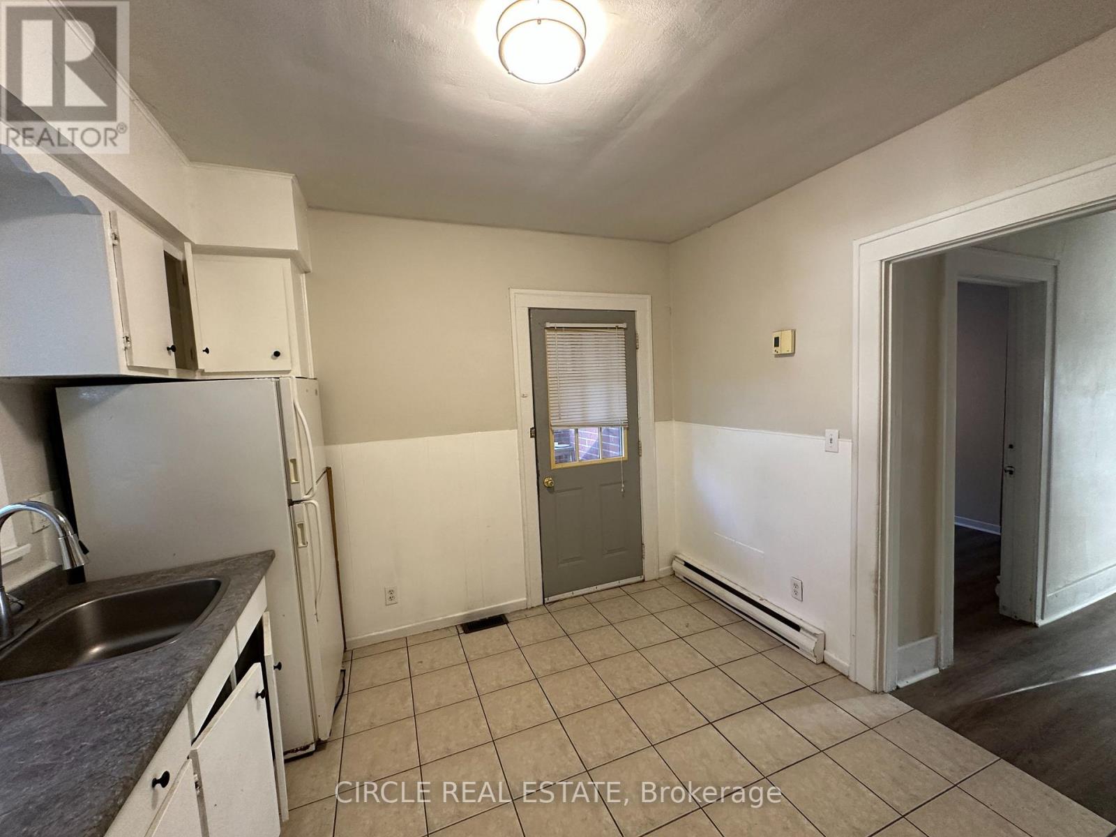 202-204 Mckay Avenue, Windsor, Ontario  N9B 1Z4 - Photo 9 - X12564062