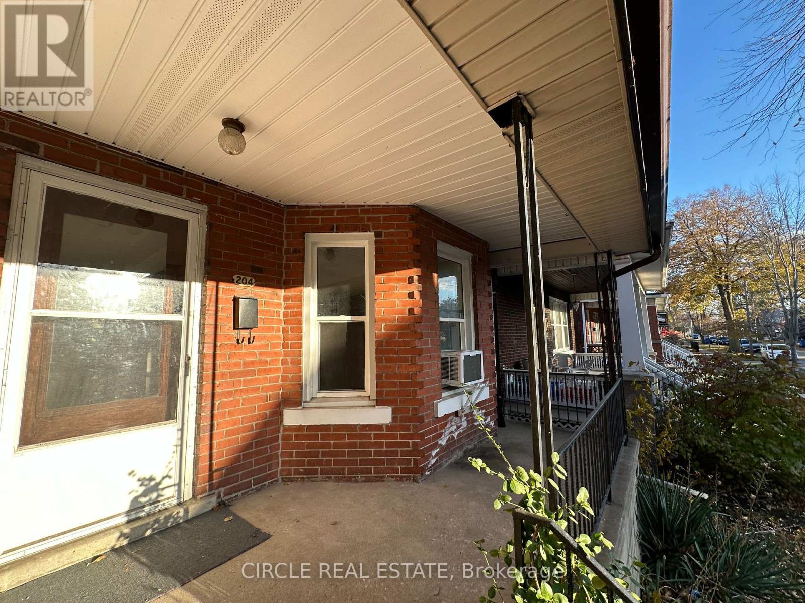 202-204 Mckay Avenue, Windsor, Ontario  N9B 1Z4 - Photo 4 - X12564062