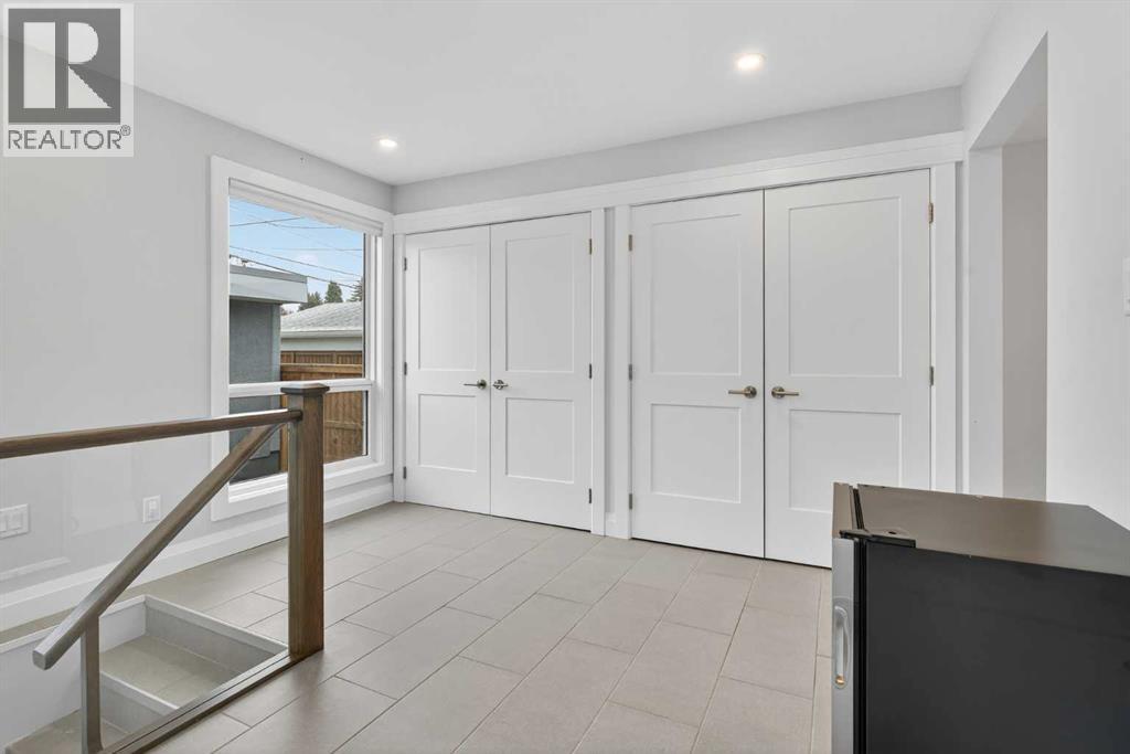 3704 58 Avenue Sw, Calgary, Alberta  T3E 5H6 - Photo 15 - A2270110