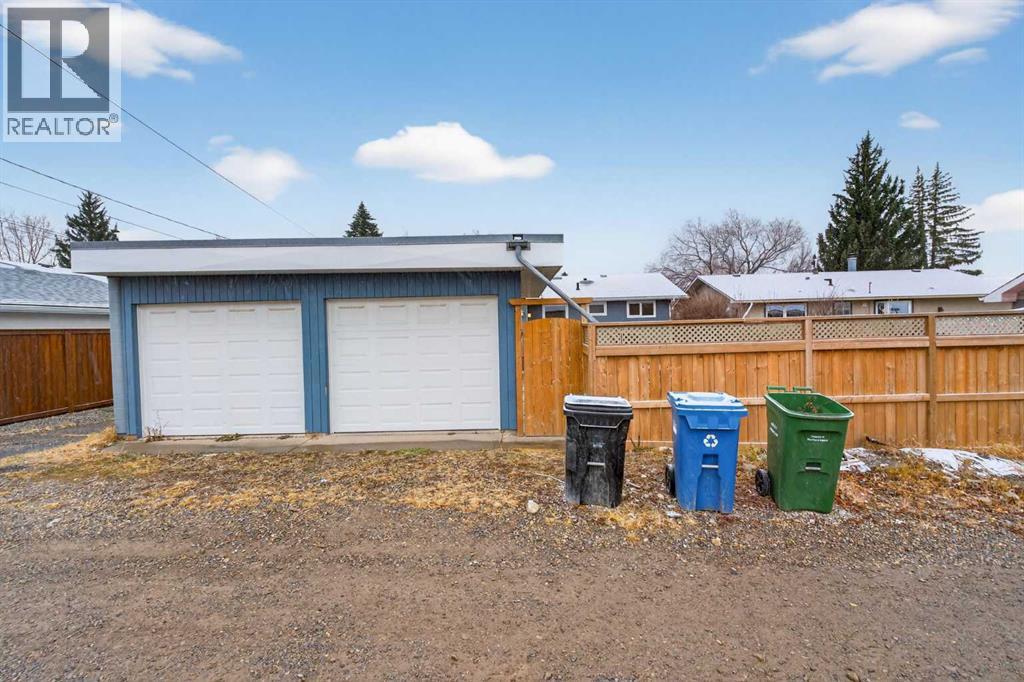 3704 58 Avenue Sw, Calgary, Alberta  T3E 5H6 - Photo 50 - A2270110