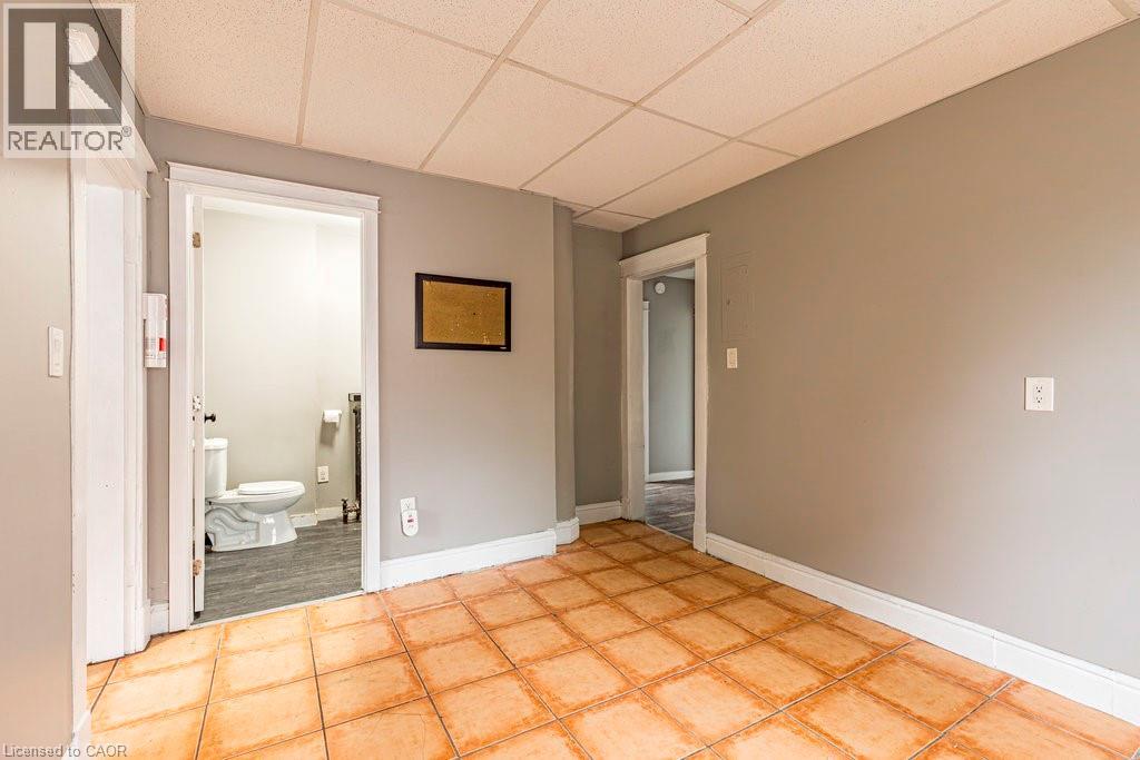 23 Avenue Place, Welland, Ontario L3B 4B2 - Photo 26 - 40785739