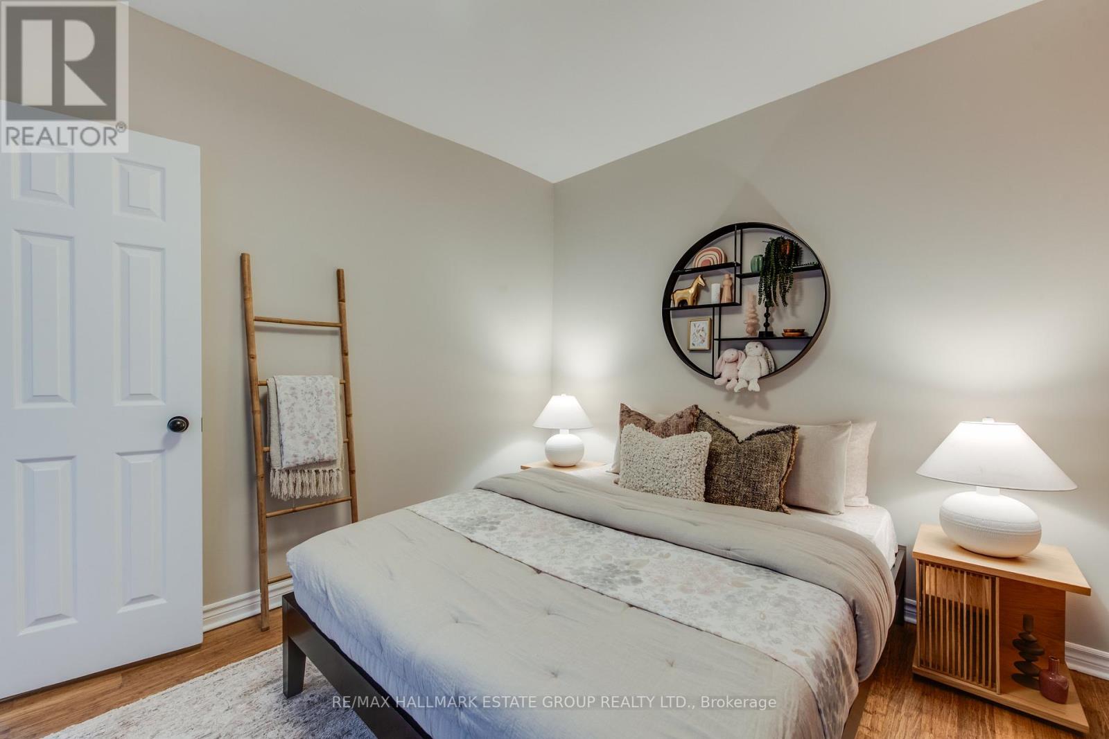 16 Brighton Avenue, Toronto, Ontario  M4M 1P4 - Photo 25 - E12565816