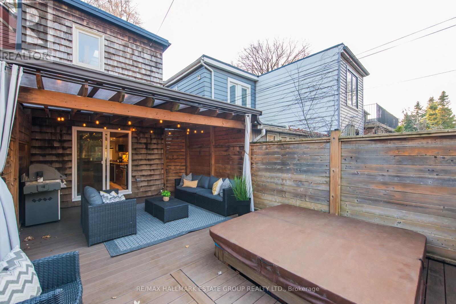 16 Brighton Avenue, Toronto, Ontario  M4M 1P4 - Photo 45 - E12565816