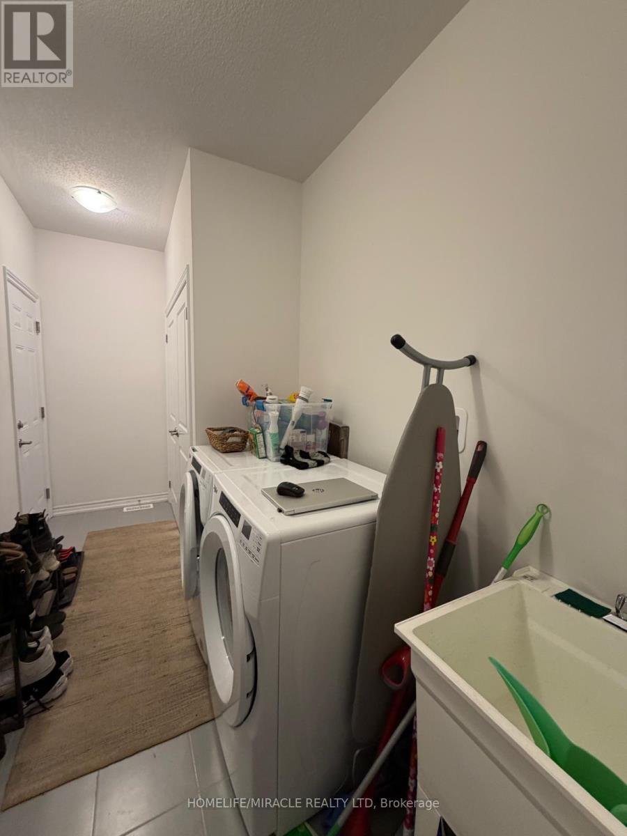 190 Adley Drive, Brockville, Ontario  K6V 7J2 - Photo 5 - X12526836