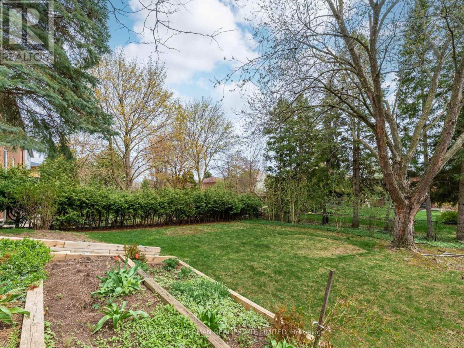 Main Floor 1-Bed. Apt. - 145 Pemberton Road, Richmond Hill, Ontario  L4C 3T6 - Photo 11 - N12566664