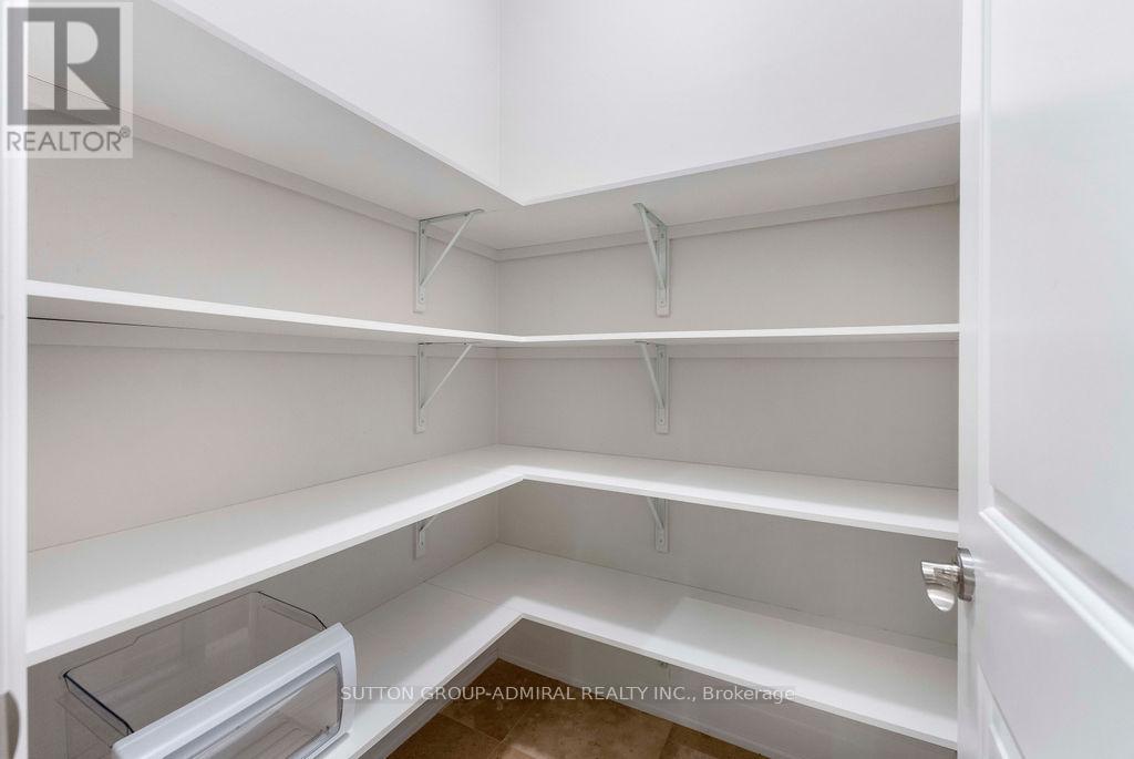 21 Day Lily Crescent, Richmond Hill, Ontario  L4C 0W3 - Photo 11 - N12566682