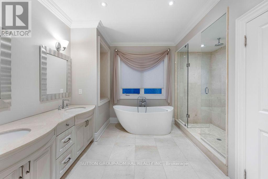 21 Day Lily Crescent, Richmond Hill, Ontario  L4C 0W3 - Photo 26 - N12566682