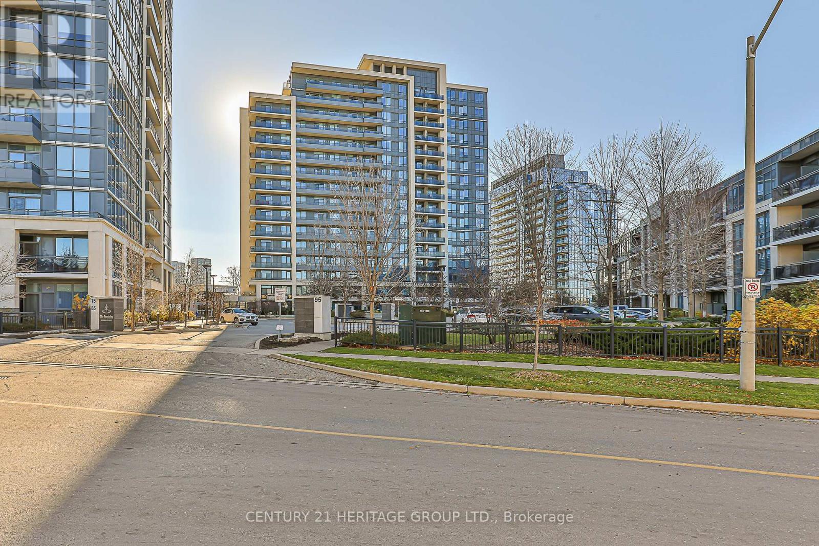 914 - 85 NORTH PARK ROAD, Vaughan, Ontario