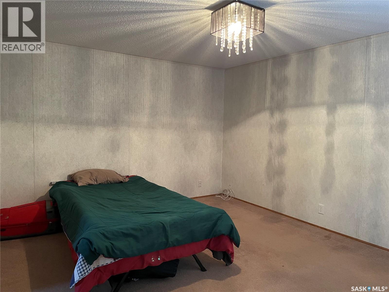 418 7th Street E, Meadow Lake, Saskatchewan  S9X 1J1 - Photo 11 - SK024508