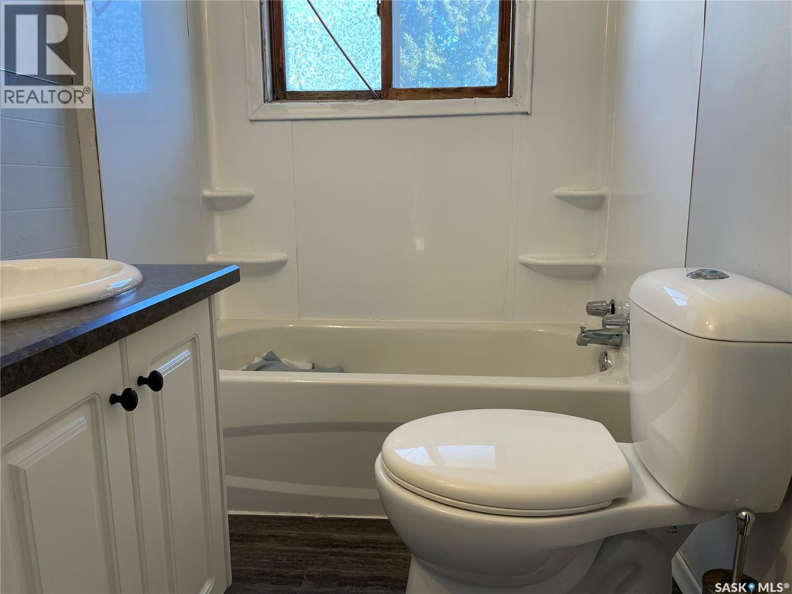 196 3rd Street W, Pierceland, Saskatchewan  S0M 2K0 - Photo 6 - SK024505