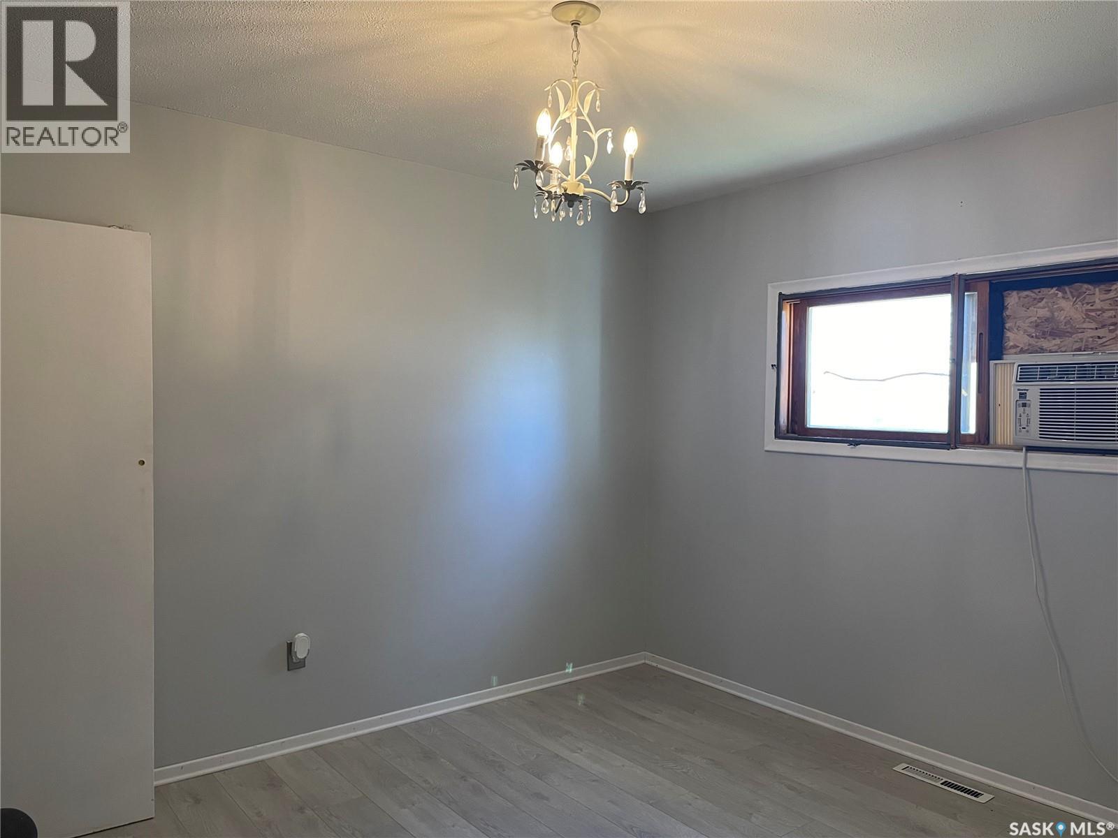 196 3rd Street W, Pierceland, Saskatchewan  S0M 2K0 - Photo 7 - SK024505