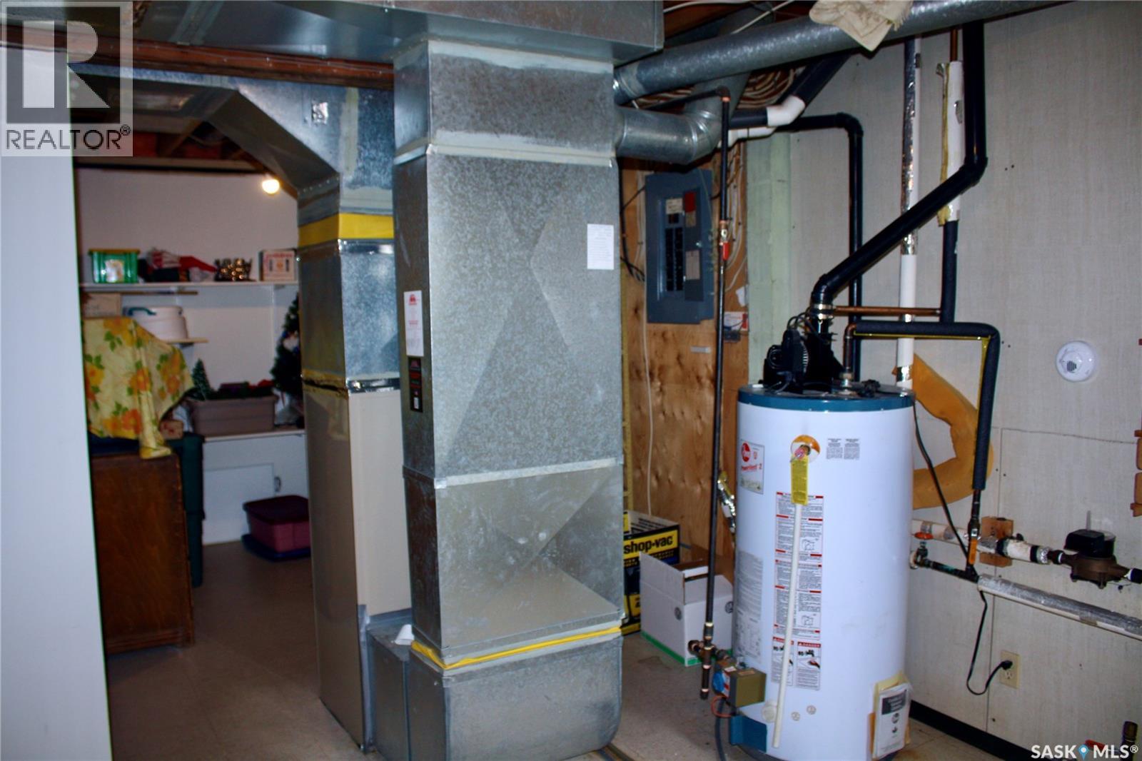 31 Queen Street, Clavet, Saskatchewan  S0K 0Y0 - Photo 43 - SK024497