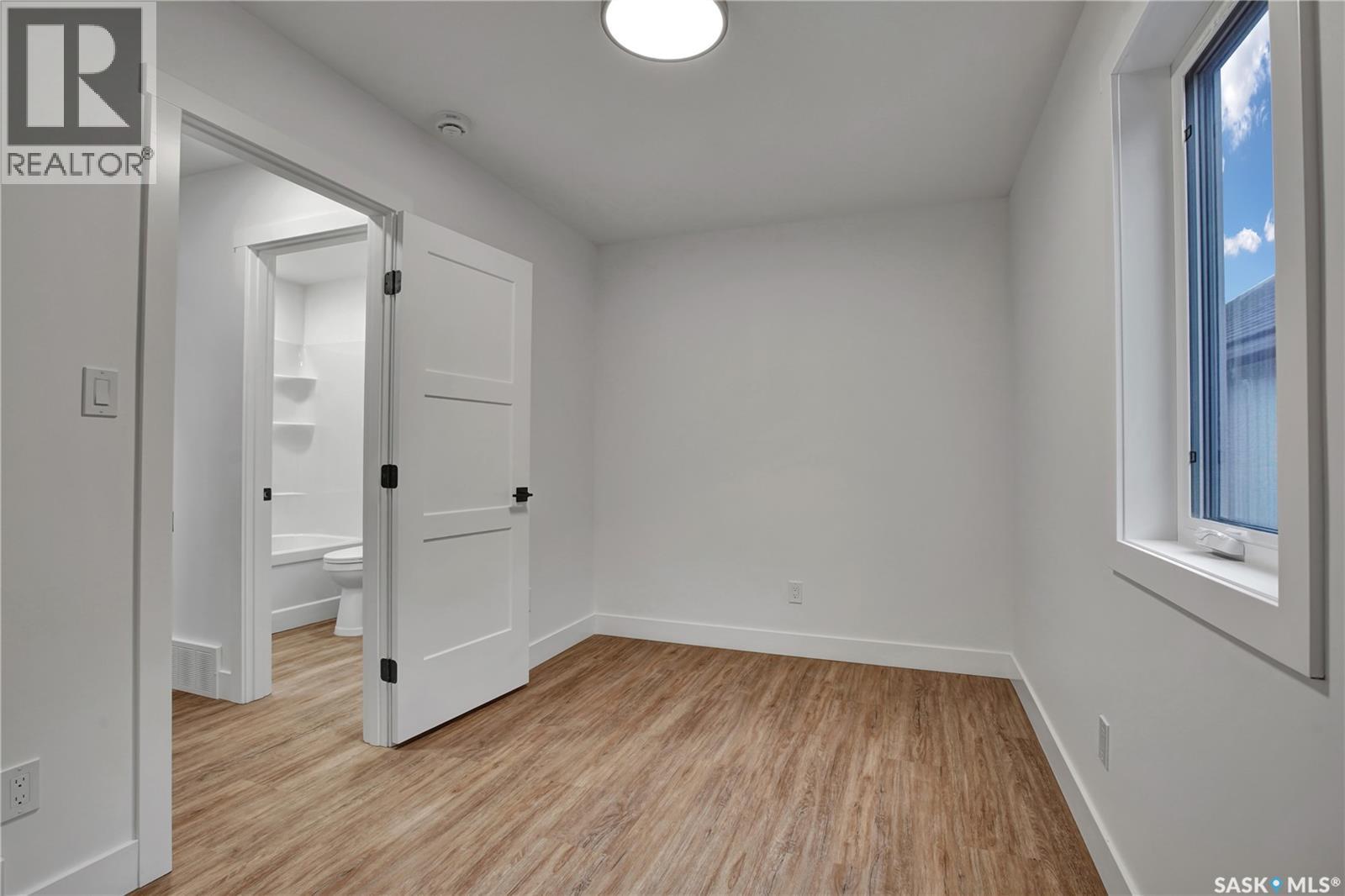 105 Emma Place, Martensville, Saskatchewan  S0K 2T0 - Photo 11 - SK024371