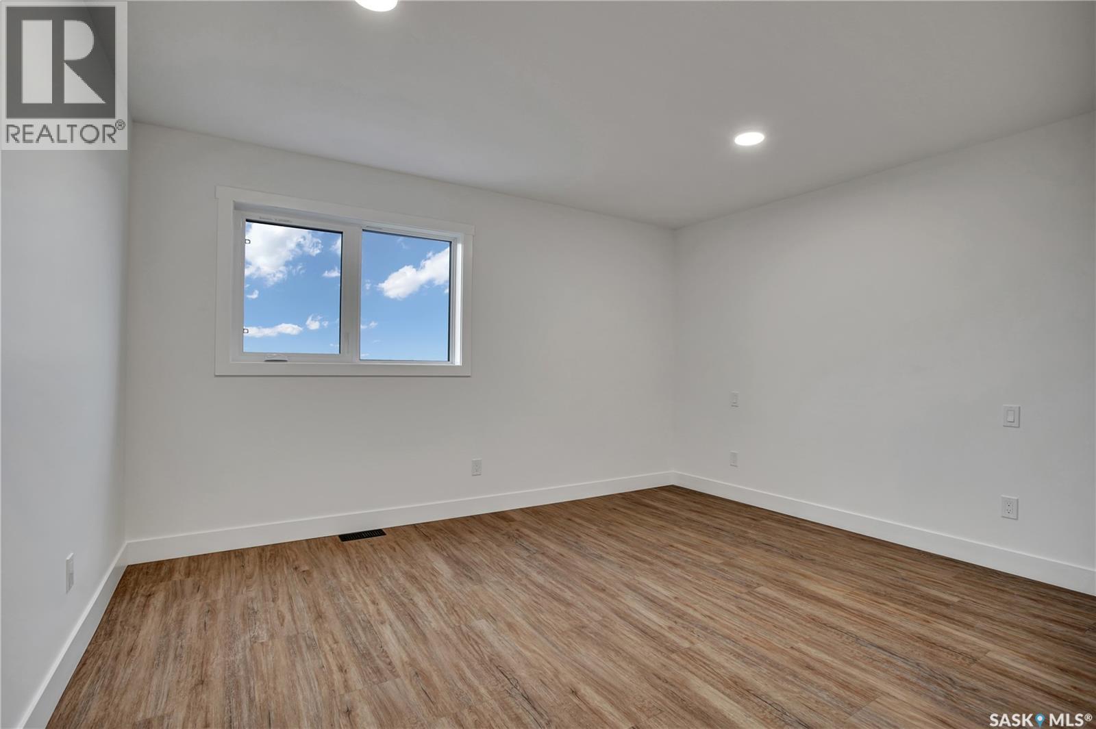 105 Emma Place, Martensville, Saskatchewan  S0K 2T0 - Photo 17 - SK024371