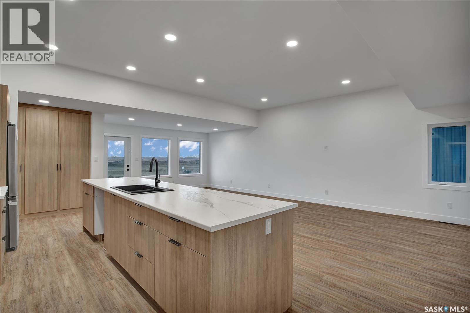 105 Emma Place, Martensville, Saskatchewan  S0K 2T0 - Photo 7 - SK024371