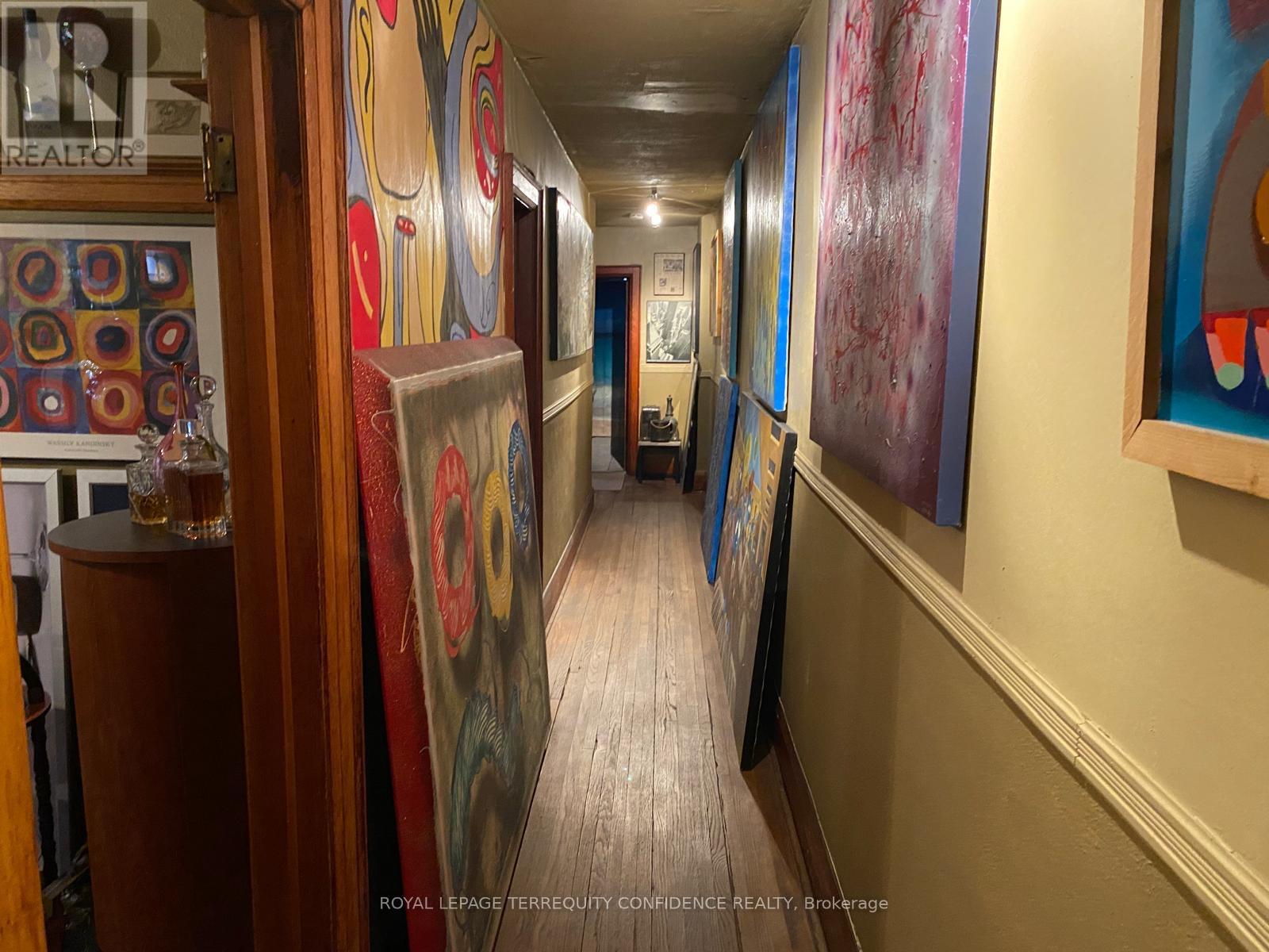 558-562 Kingston Road, Toronto, Ontario  M4E 1P9 - Photo 16 - E12557394