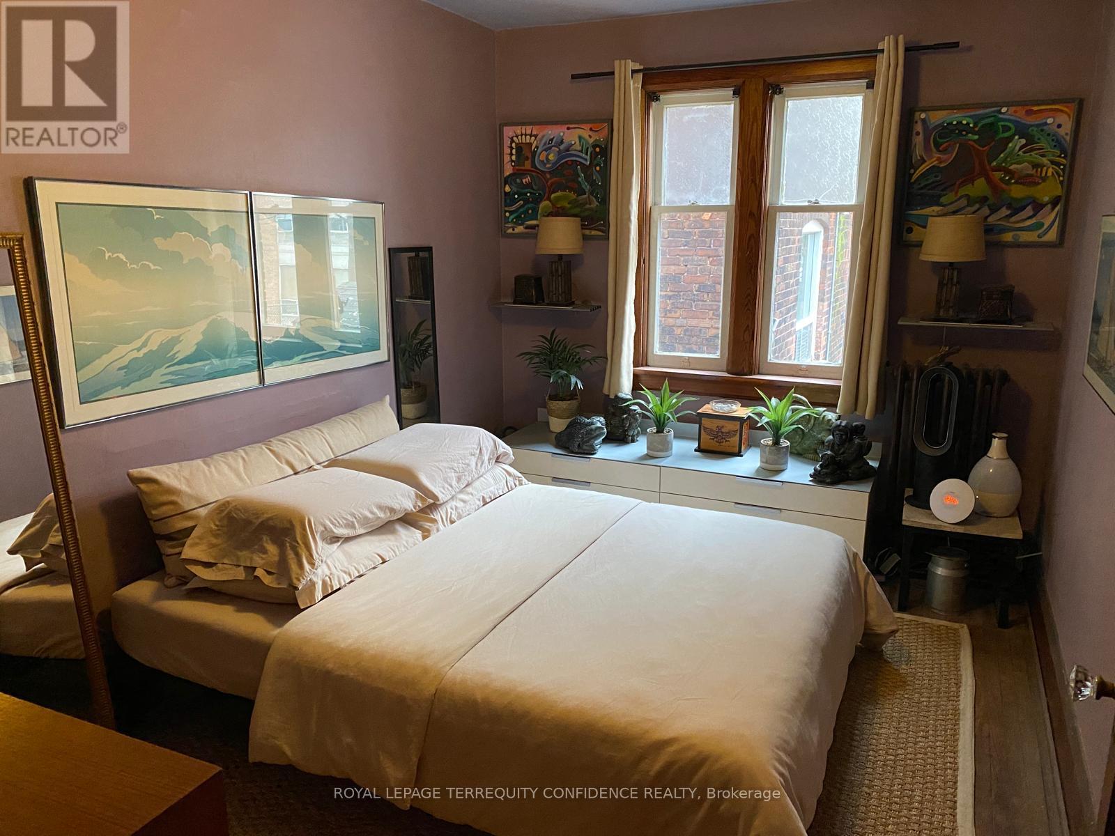 558-562 Kingston Road, Toronto, Ontario  M4E 1P9 - Photo 15 - E12557394