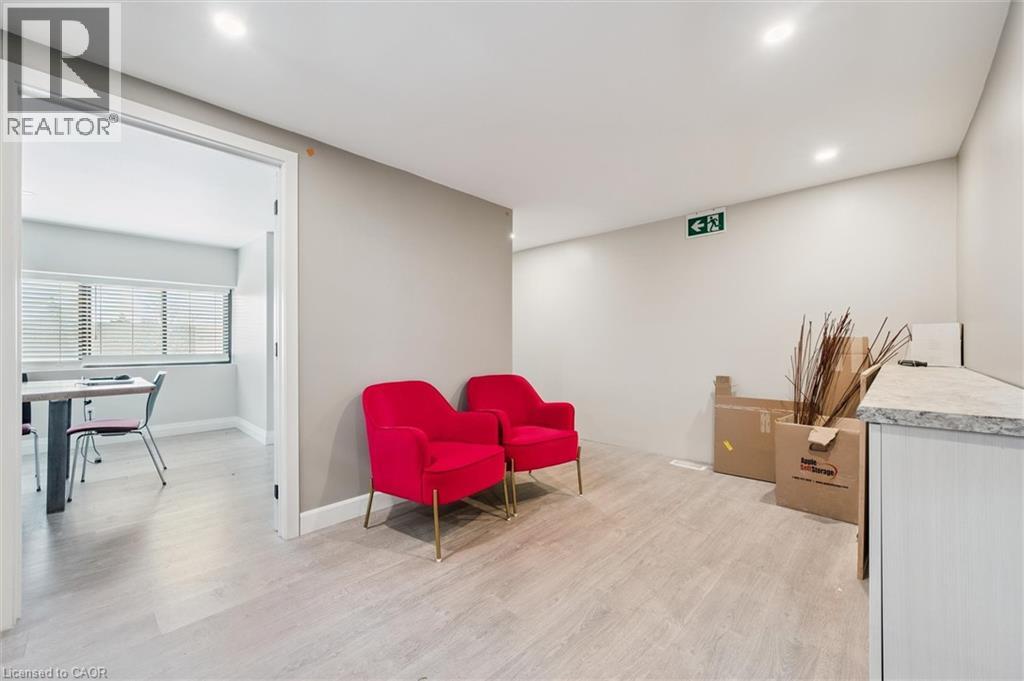 60 Baffin Place Unit# 2, Waterloo, Ontario  N2V 1Z7 - Photo 3 - 40789284