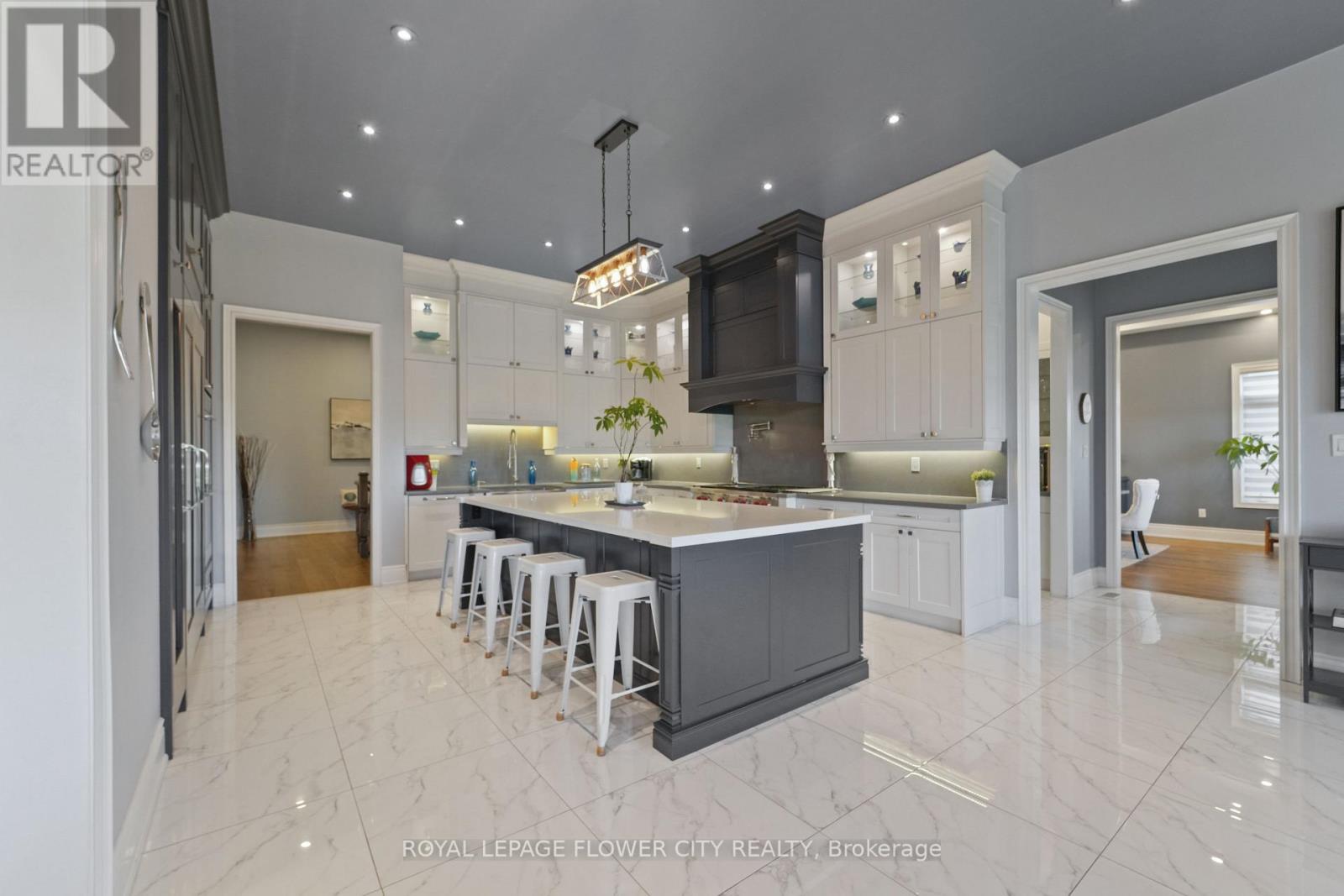 40 Quintette Close, Brampton, Ontario  L6P 4E1 - Photo 13 - W12566708