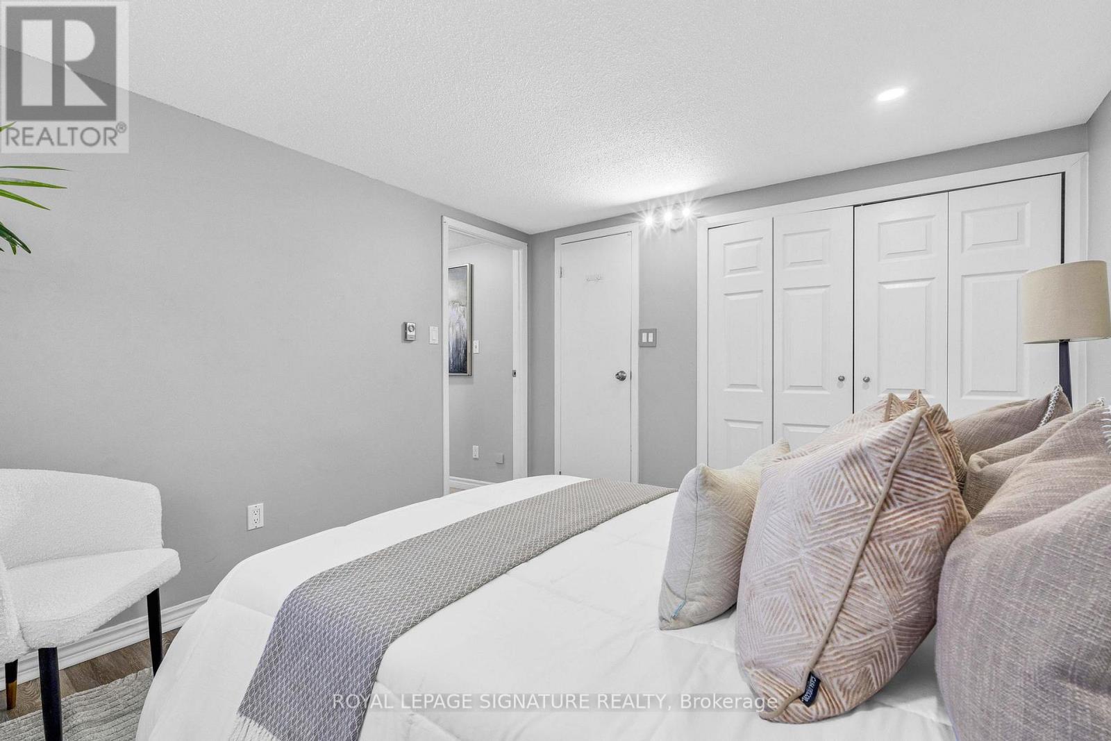 103 Seaborn Road, Brampton, Ontario  L6V 2C2 - Photo 25 - W12566712