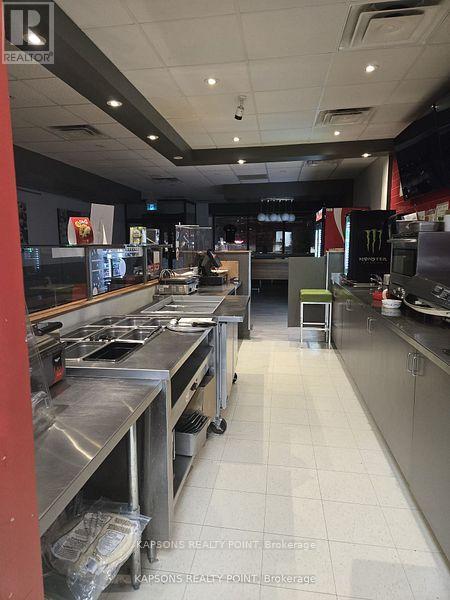 331 Bayfield Street, Barrie, Ontario L4M 3C2 - Photo 5 - S12566246