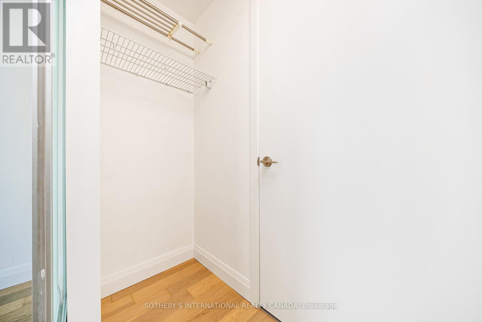 1601 - 105 The Queensway Avenue, Toronto, Ontario  M6S 5B5 - Photo 20 - W12566726