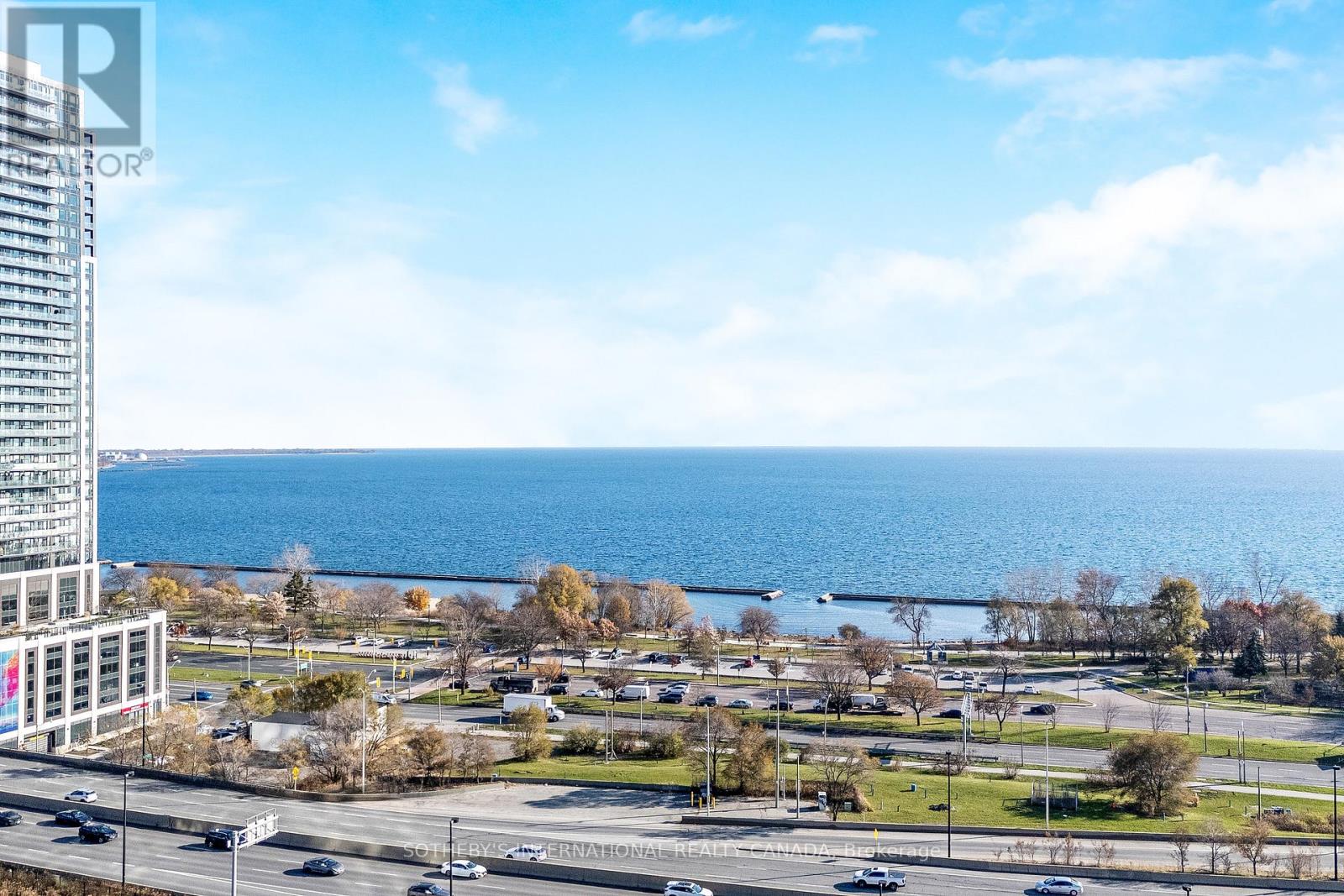 1601 - 105 The Queensway Avenue, Toronto, Ontario  M6S 5B5 - Photo 32 - W12566726